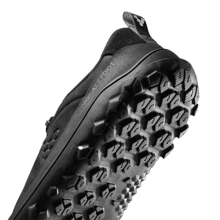 Tracker Leather AT Low Obsidian Dam Closeup1